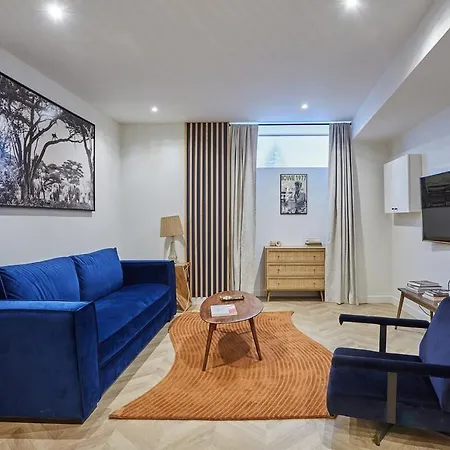 Duplex Center Of By Prestige *