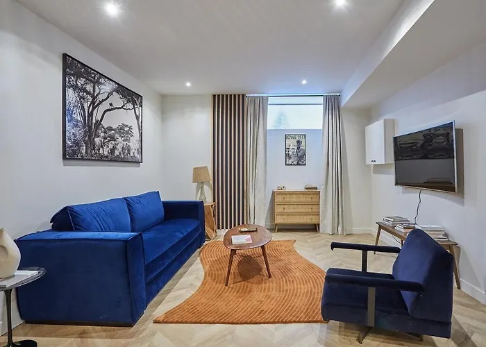 Duplex Center Of By Prestige *