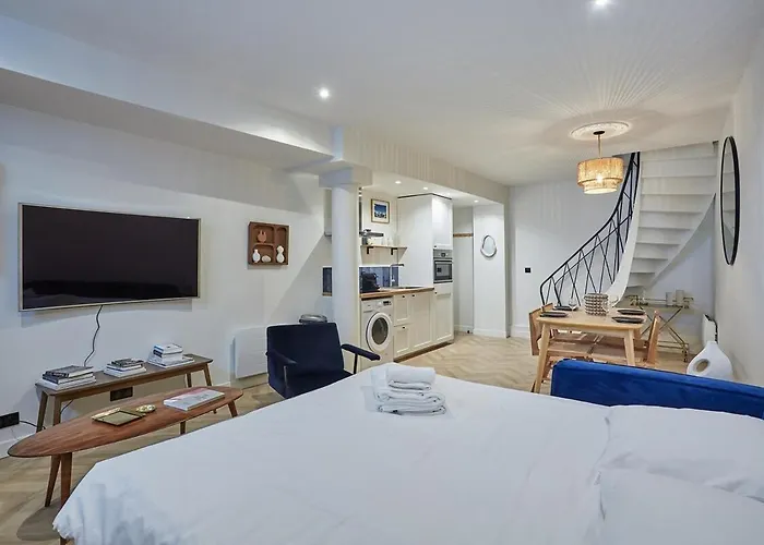 Duplex Center Of By Prestige * Paris