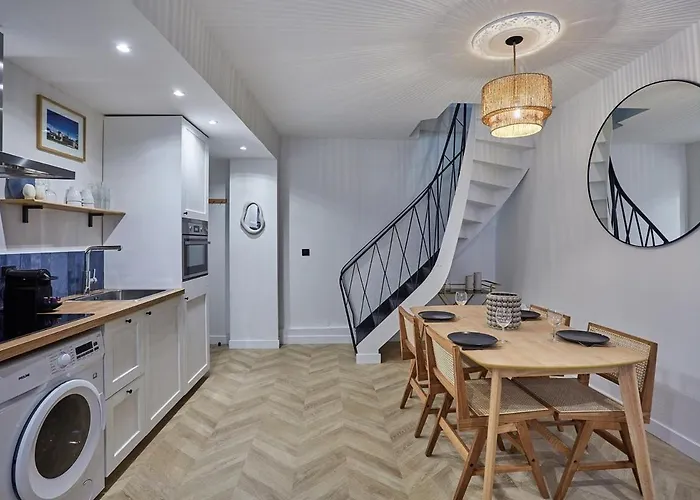 Duplex Center Of By Prestige * Paris